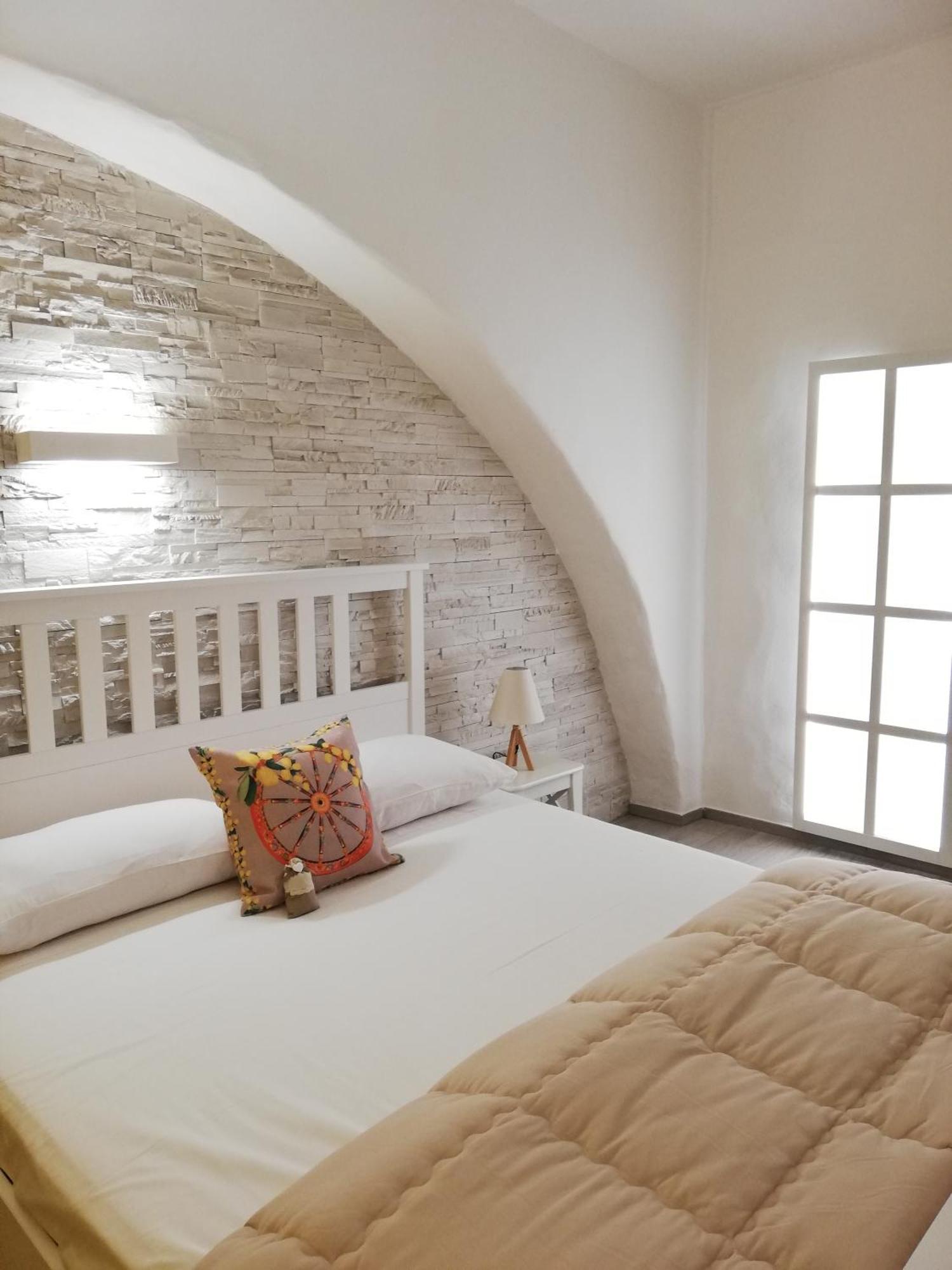Dg Sicily Hotel Catania Bilik gambar